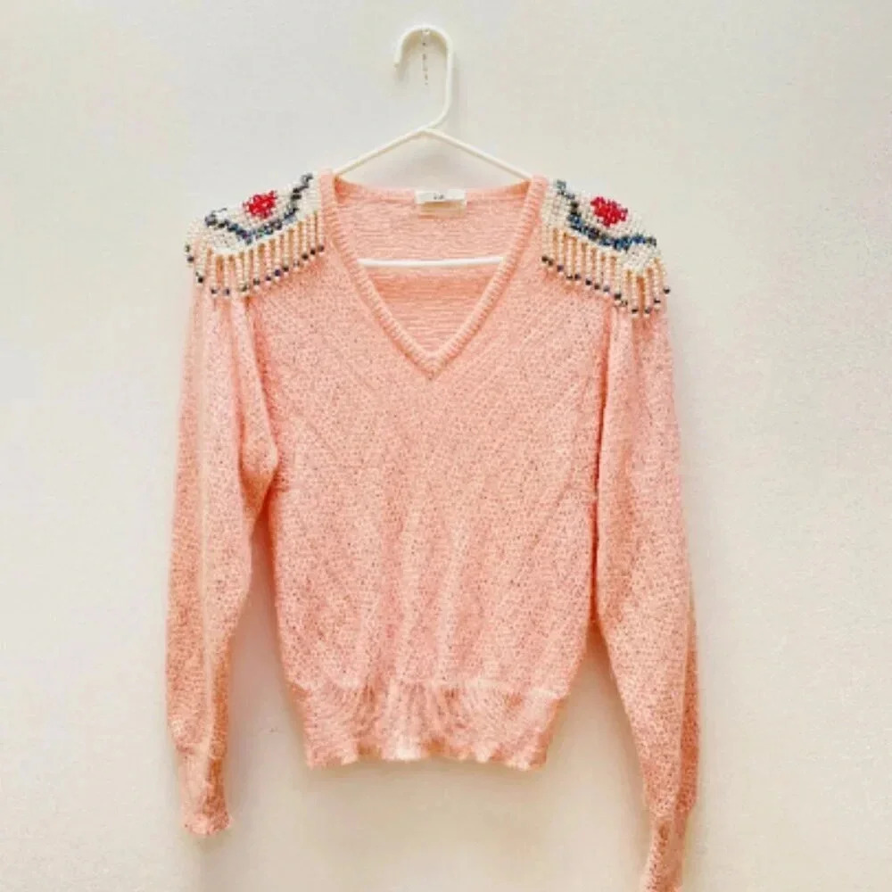 VINTAGE - Rare Giusi Slaviero Parma Italy Shoulder Tassel V-neck Sweater
